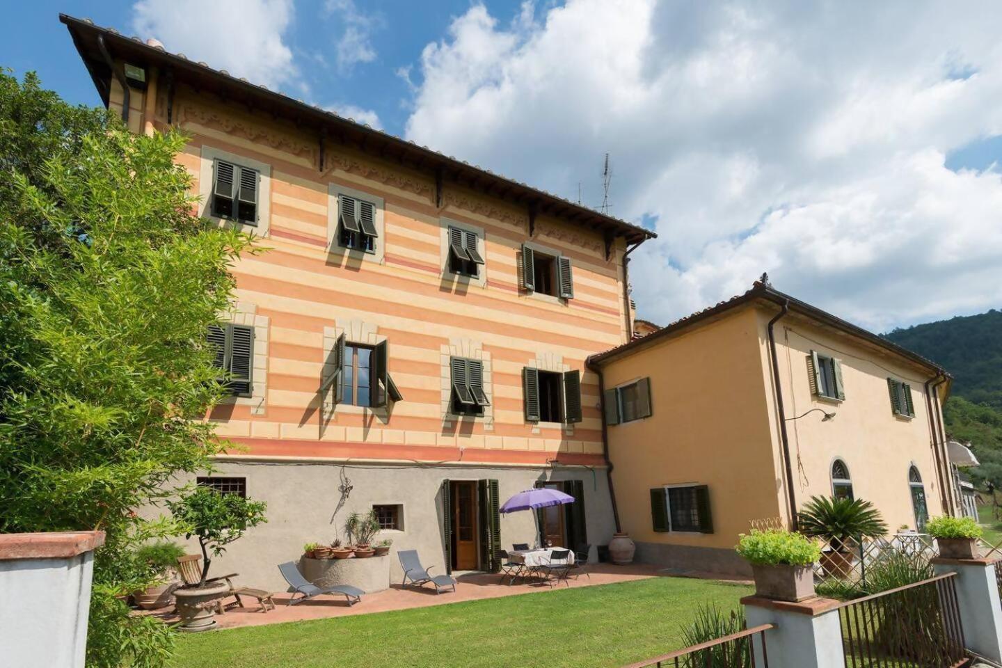 Villa San Simone ปิสโตยา ภายนอก รูปภาพ